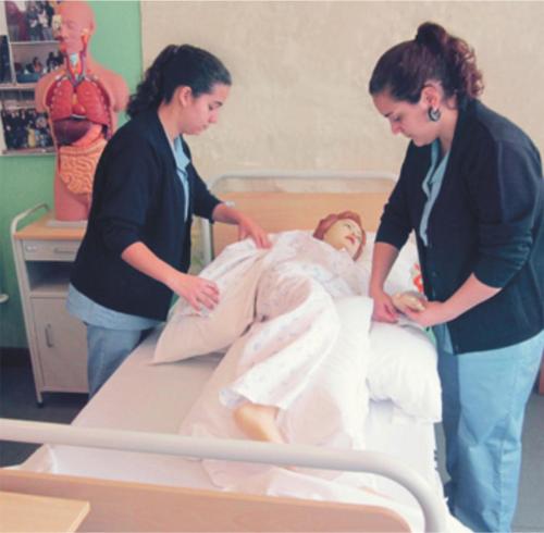 Curso Profissional Técnico Auxiliar de Saúde